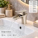 Baterie lavoar baie Premium din cupru, pipa tip cascada, design rotund, monocomanda, argintiu satinat, furtunuri incluse
