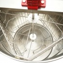 Centrifuga manuala apicola, extractor miere din inox cu 4 rame