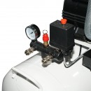 Compresor aer pe curea 200L, motor 2 cilindri in V 5CP, 4KW/380V, presiune maxima 8 bar, volum aer aspirat 650 L/min Breckner Germany