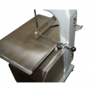 Masina electrica de taiat carne si oase 1500W, 220V, viteza taiere 15.4 m/s, lama fierastrau 1650mm