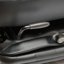 Scaun universal reglabil pentru tractor cu centura de siguranta, cotiere si suspensie 800x610mm