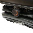 Scaun universal reglabil pentru tractor cu centura de siguranta, cotiere si suspensie mecanica 830x610mm
