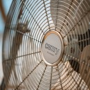 Ventilator podea 45cm 200w max